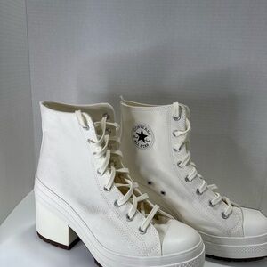Converse Chuck 70 De Luxe Women's White Lace-Up Platform Boots size 11.5W/9.5M